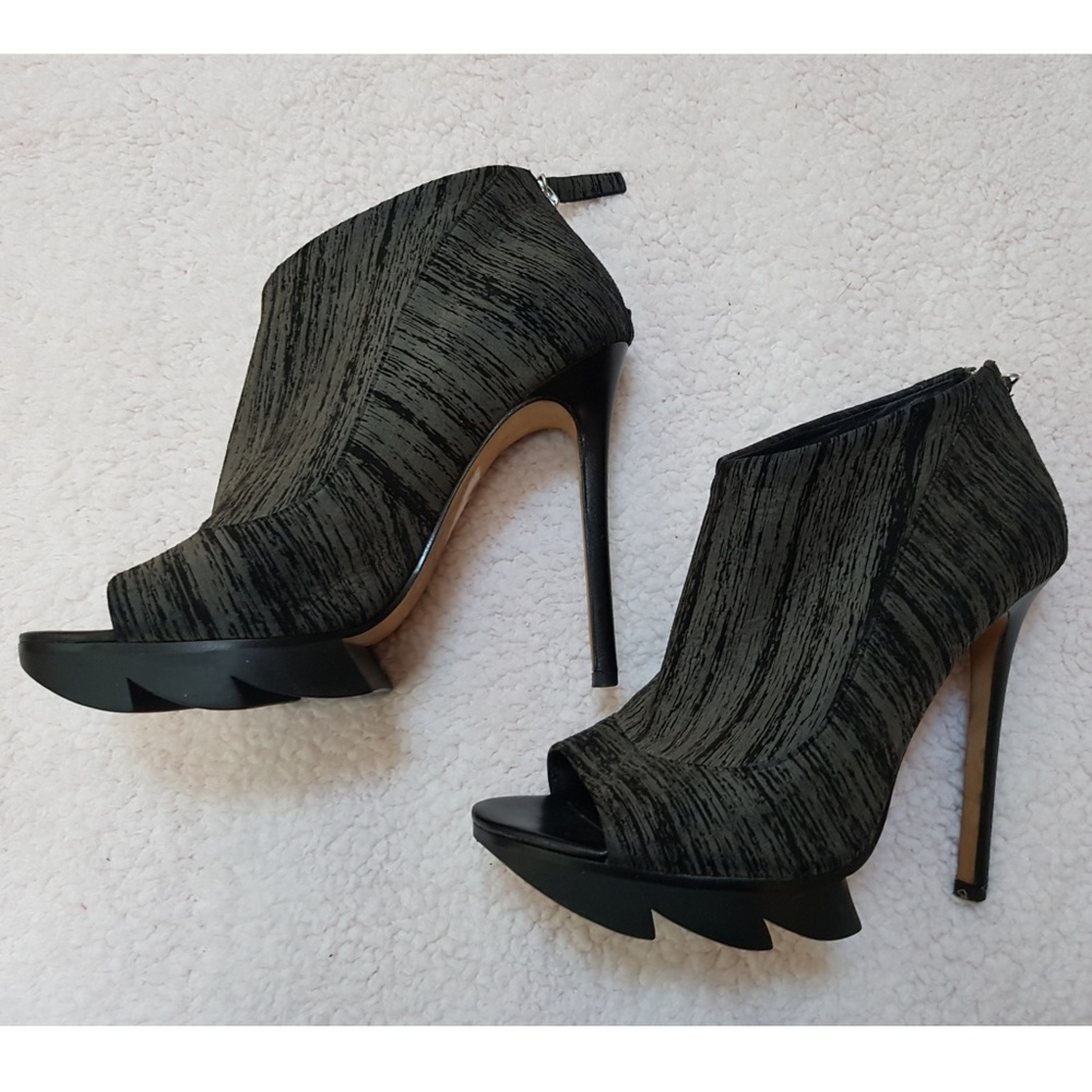 Camilla Skovgaard Suede Platform Booties Sz.8